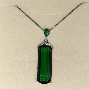 Diane Lo'Ren Emerald Pendant